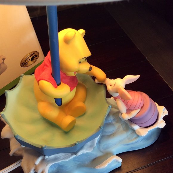 Vintage Winnie the Pooh and Piglet Desk Lamp w/Box - Picture 3 of 9